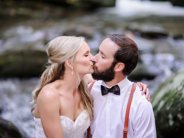 Brian and Evelyn&apos;s Wedding in Gatlinburg, Tennessee 44