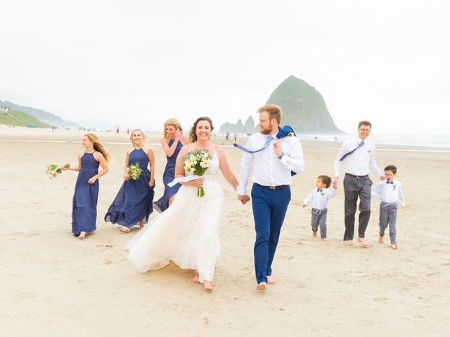 Porter and Emily&apos;s Wedding in Cannon Beach, Oregon 8
