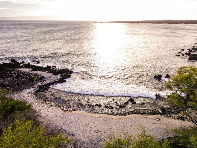 Tiffany and Anthony&apos;s Wedding in Kihei, Hawaii 3