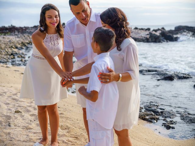 Tiffany and Anthony&apos;s Wedding in Kihei, Hawaii 7