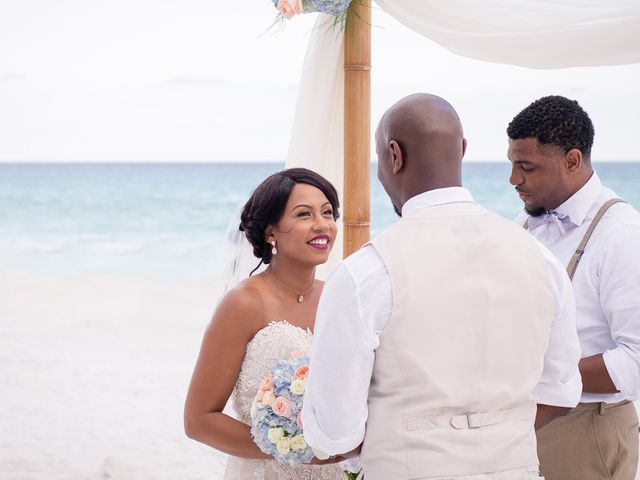 Adriel and Vanessa&apos;s Wedding in Miramar Beach, Florida 10