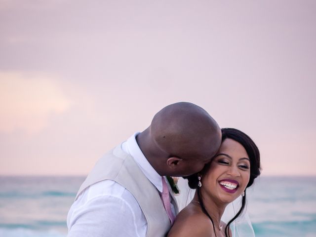 Adriel and Vanessa&apos;s Wedding in Miramar Beach, Florida 17
