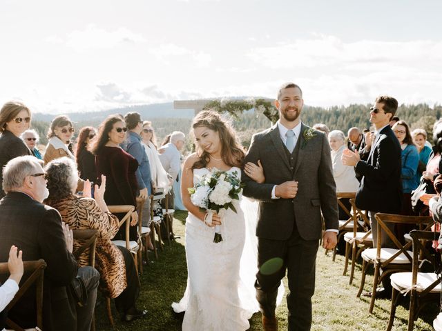 Luke and Shannon&apos;s Wedding in Cle Elum, Washington 19