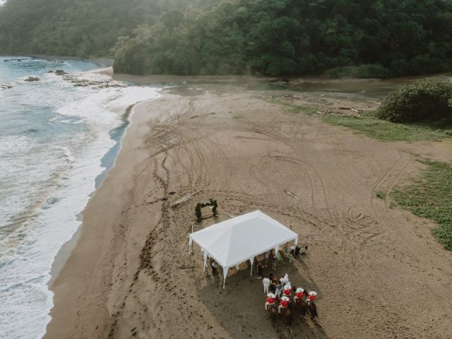 Verónica and Bob's Wedding in Jaco, Costa Rica 8
