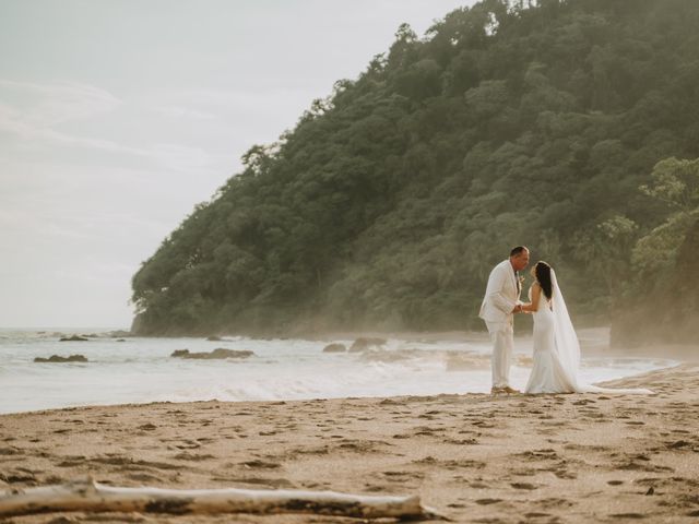Verónica and Bob's Wedding in Jaco, Costa Rica 15