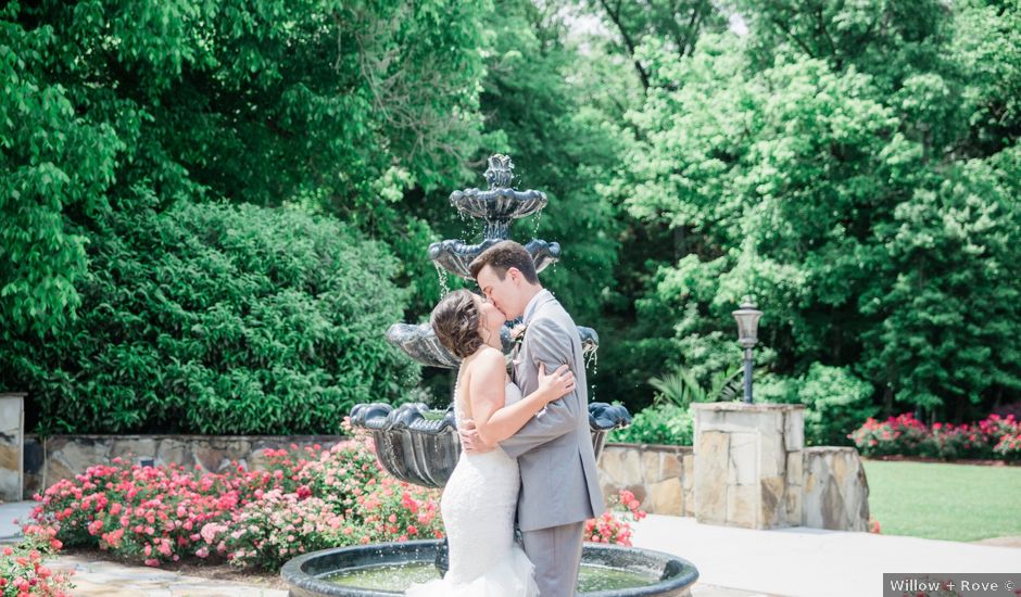 Stewart and Brooke's Wedding in Knoxville, Tennessee