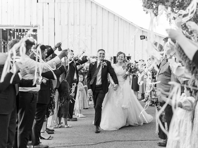 Jon and Makenzie&apos;s Wedding in Anderson, California 23