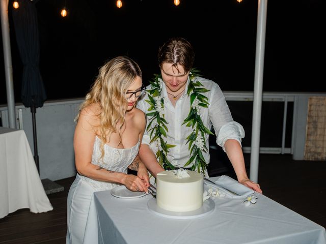 Evgeniy and Bianca's Wedding in Kailua Kona, Hawaii 23