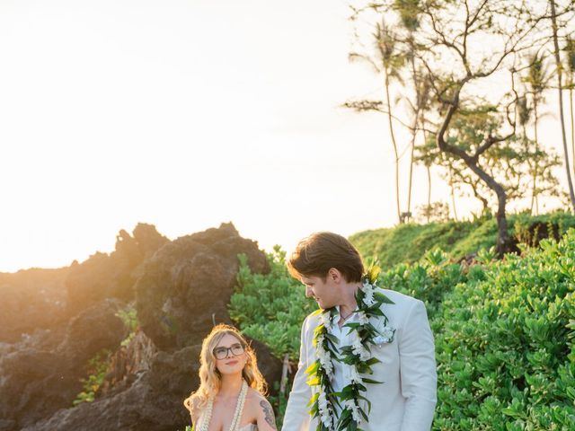 Evgeniy and Bianca's Wedding in Kailua Kona, Hawaii 25