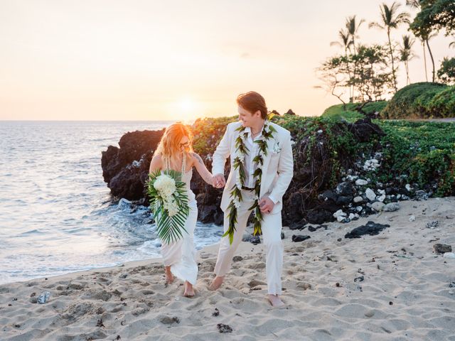 Evgeniy and Bianca's Wedding in Kailua Kona, Hawaii 42