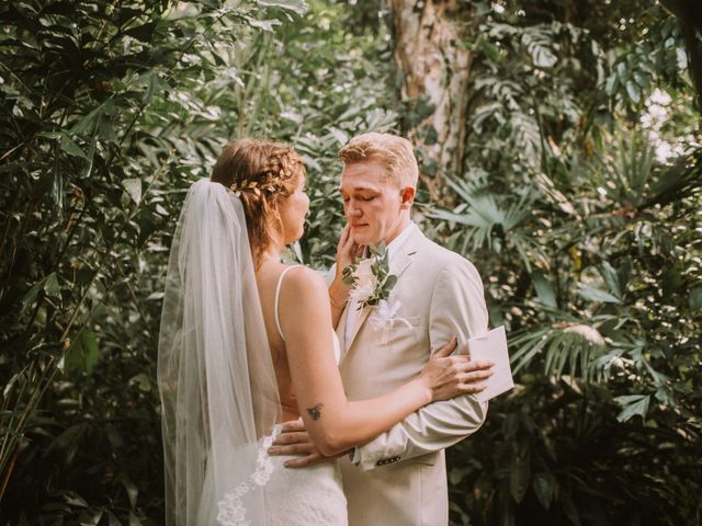 Dalton and Savanah&apos;s Wedding in Puerto Viejo de Sarapiqui, Costa Rica 29