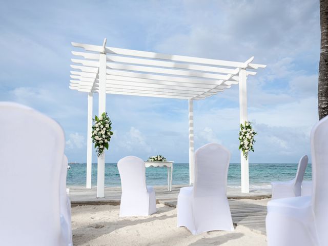 Thomas and Gisselle&apos;s Wedding in Punta Cana, Dominican Republic 19