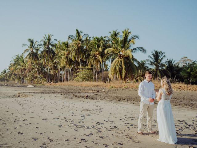 Leigh and Ciara&apos;s Wedding in Playa Junquillal, Costa Rica 19