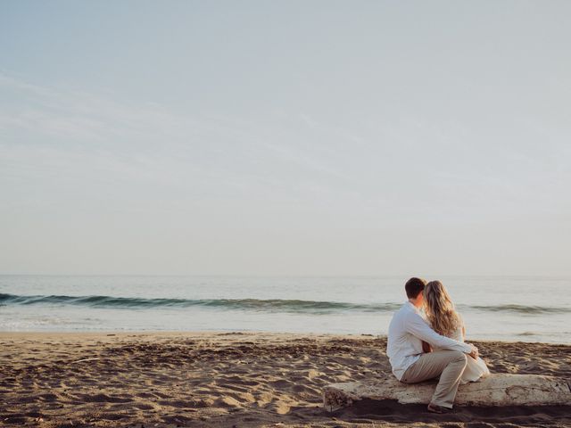 Leigh and Ciara&apos;s Wedding in Playa Junquillal, Costa Rica 22