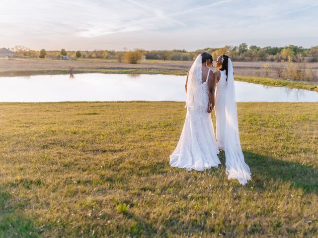 De&apos;Ebony and Stephany&apos;s Wedding in Denton, Texas 20
