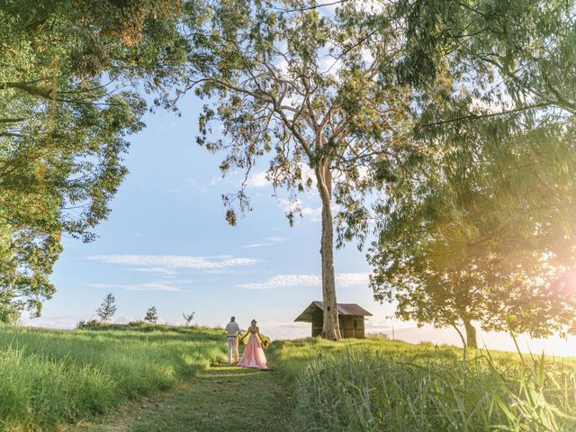 Shane and Madison&apos;s Wedding in Makawao, Hawaii 11