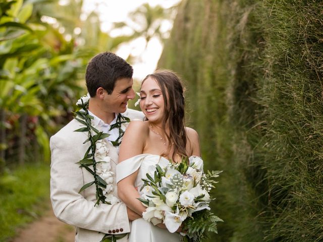 Brian and Calin&apos;s Wedding in Princeville, Hawaii 7