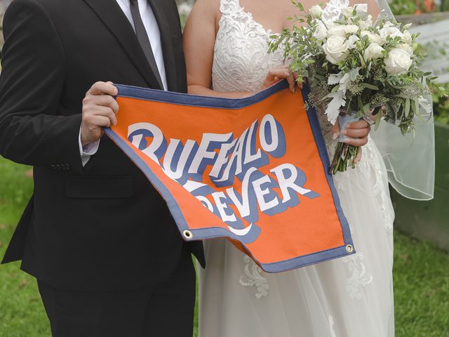 Philip and Jessica&apos;s Wedding in Buffalo, New York 10