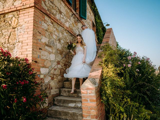 Hannes and Antonia&apos;s Wedding in Siena, Italy 44