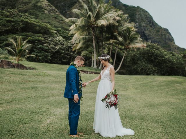 Caleb and Kasie&apos;s Wedding in Kaneohe, Hawaii 8