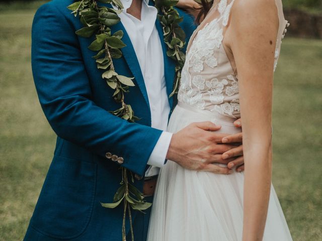 Caleb and Kasie&apos;s Wedding in Kaneohe, Hawaii 11