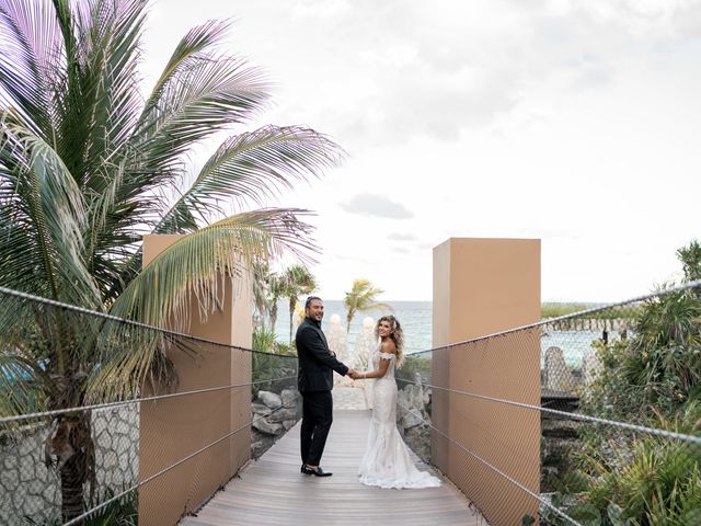 Chris and L&apos;Erin&apos;s Wedding in Puerto Juarez, Mexico 82