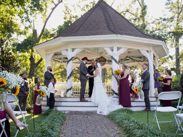 Thompson and Jonna&apos;s Wedding in Wilmington, North Carolina 2