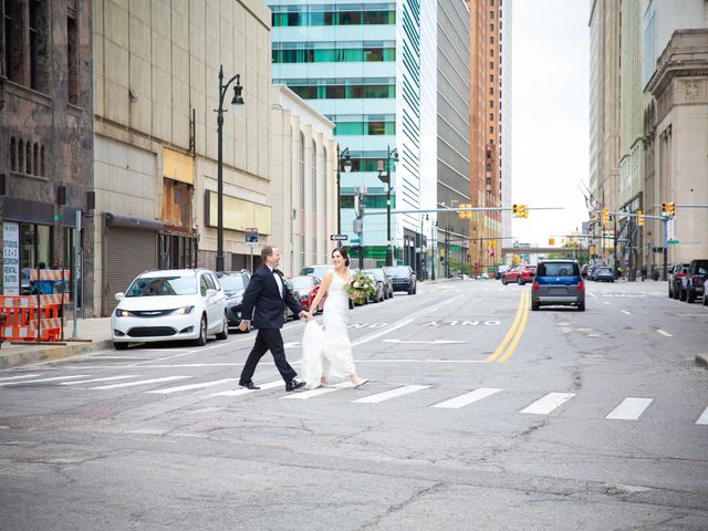 Andrew and Amanda&apos;s Wedding in Detroit, Michigan 31