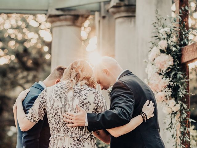 Jeremy and Brittany&apos;s Wedding in Galveston, Texas 18