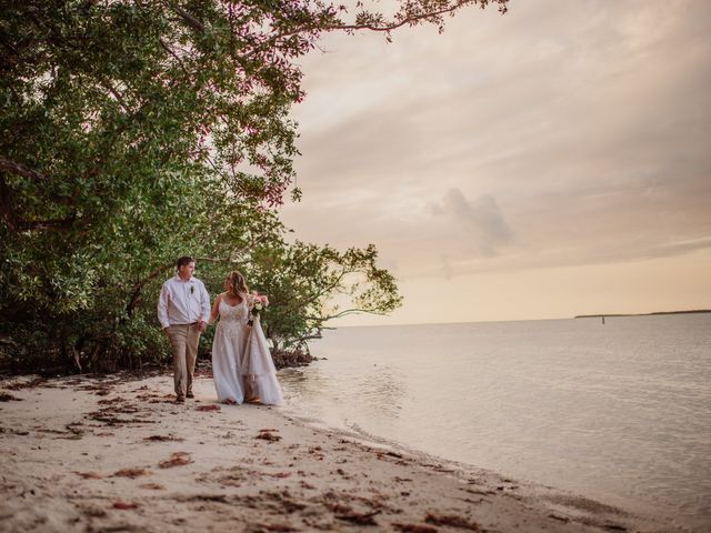 Aaron and Anne&apos;s Wedding in Key Largo, Florida 18