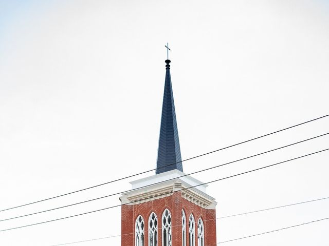 Rob and Danette&apos;s Wedding in Hannibal, Missouri 43