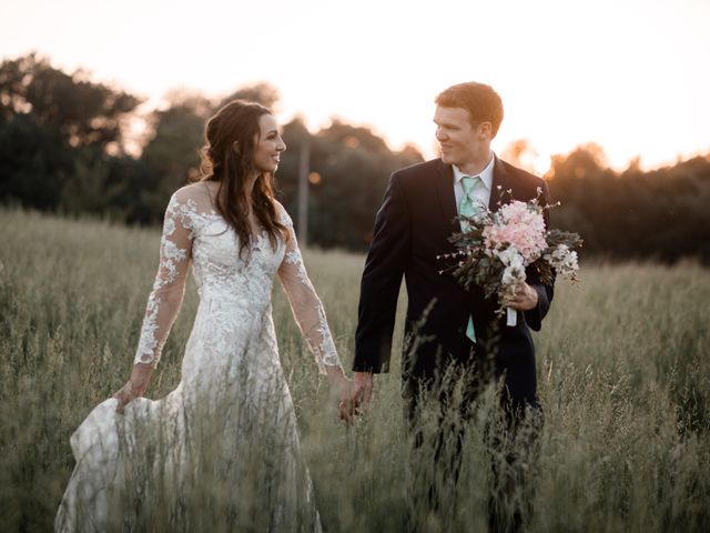 Nathan and Brittany&apos;s Wedding in Fairfield, Illinois 15