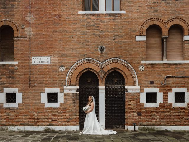 Erick and Grace's Wedding in Venice, Italy 17