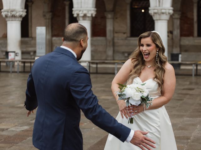 Erick and Grace's Wedding in Venice, Italy 32