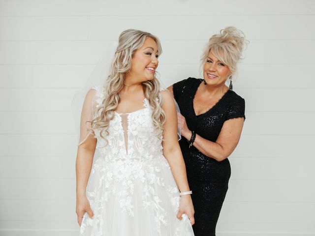 Mollie and Justin's Wedding in Romeo, Michigan 17