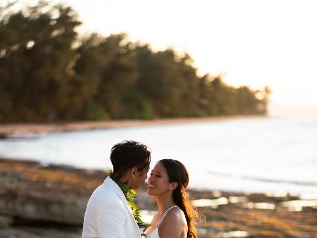 Dan and Kim&apos;s Wedding in Haleiwa, Hawaii 4