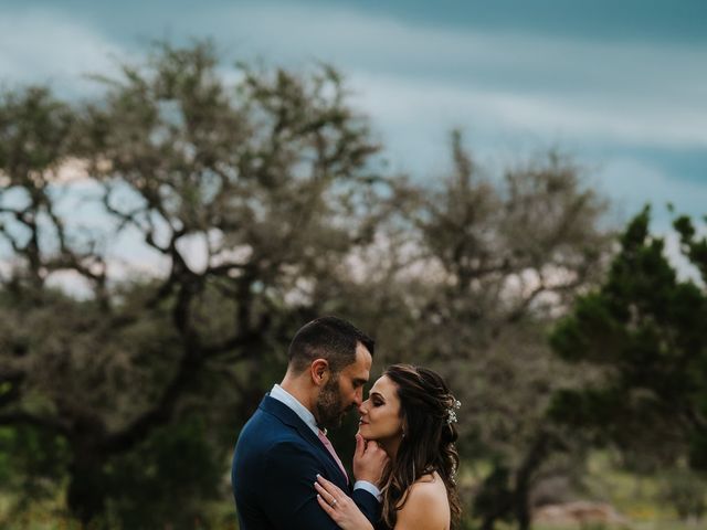 Gregg and Melanie&apos;s Wedding in Dripping Springs, Texas 14