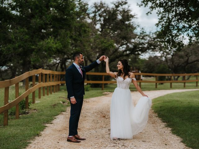 Gregg and Melanie&apos;s Wedding in Dripping Springs, Texas 33