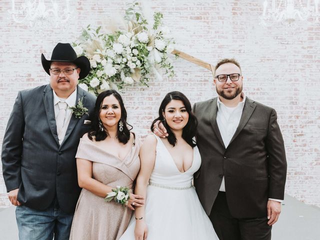 Kyle and Lindsey&apos;s Wedding in Odessa, Texas 80