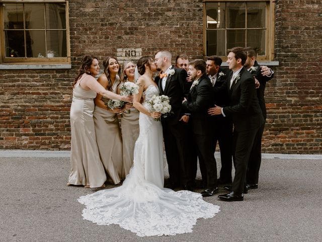 Matt and Logan&apos;s Wedding in Knoxville, Tennessee 8