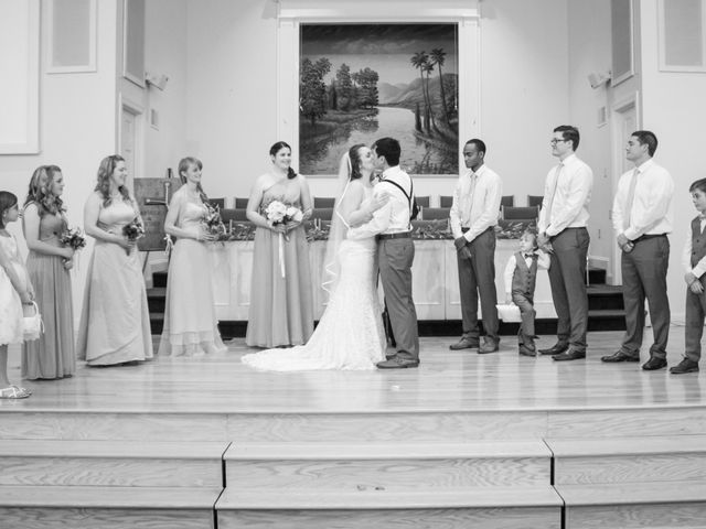Lindsey and Andrew&apos;s Wedding in Wilmington, North Carolina 18