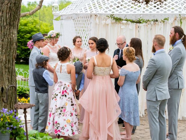 Elizabeth and Shammah&apos;s Wedding in Edgerton, Kansas 11