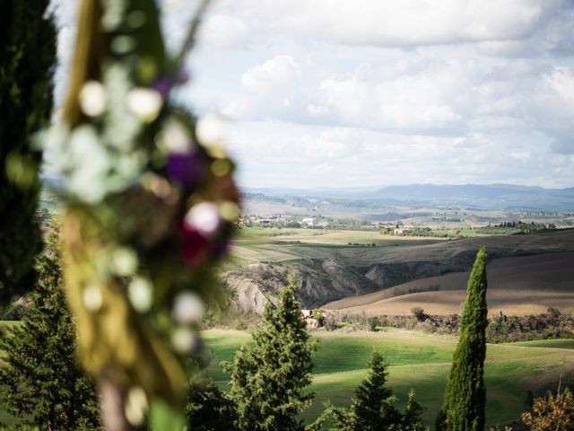 Isa and Lisa&apos;s Wedding in Siena, Italy 16