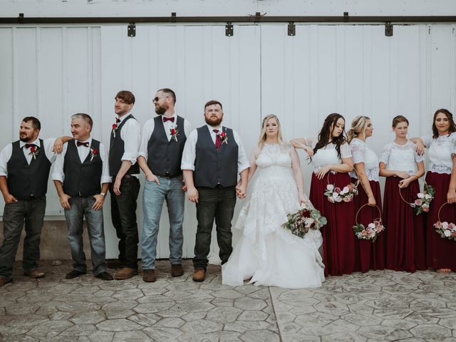 Justin and Jenna&apos;s Wedding in Walton, Kentucky 11