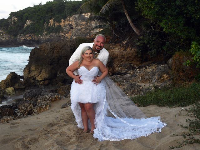 Saul and Jenni&apos;s Wedding in Quebradillas, Puerto Rico 6