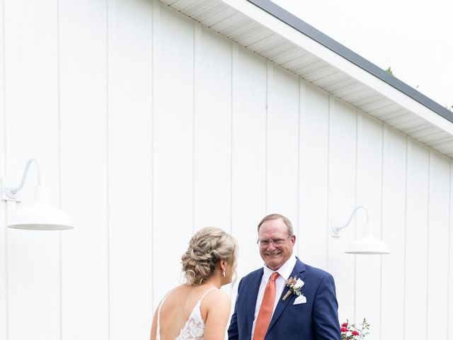 Clay and Stephanie&apos;s Wedding in Bloomsdale, Missouri 22