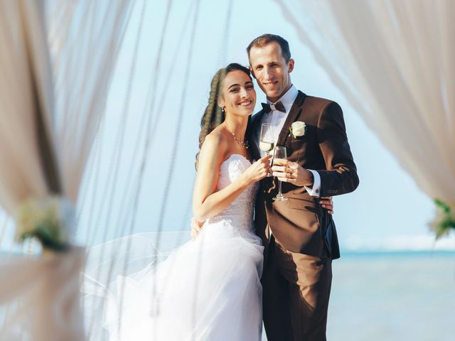 Petra and Richard&apos;s Wedding in Punta Cana, Dominican Republic 12