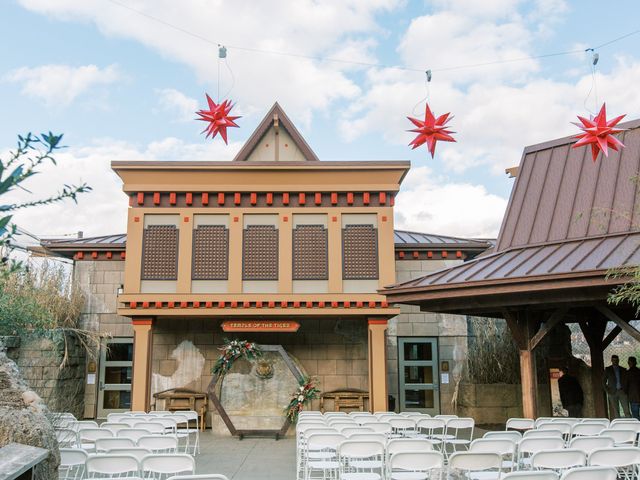 Jonathan and Nichole&apos;s Wedding in Knoxville, Tennessee 14