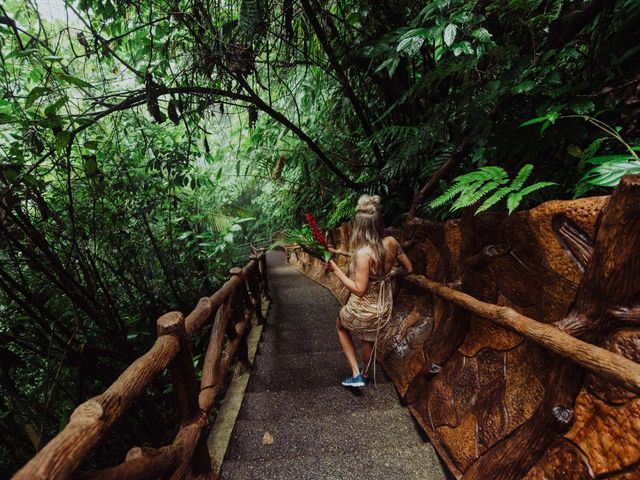 Zach and Lindsey&apos;s Wedding in La Fortuna de San Carlos, Costa Rica 11