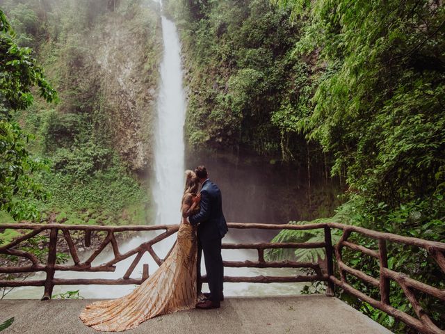 Zach and Lindsey&apos;s Wedding in La Fortuna de San Carlos, Costa Rica 16